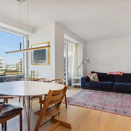 Apartment Skandinavisk Elegance Pa Dunkerquegade *